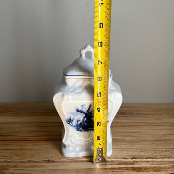 Delft Blue  Holland Hand Painted Lidded Canister - Picture 7 of 8